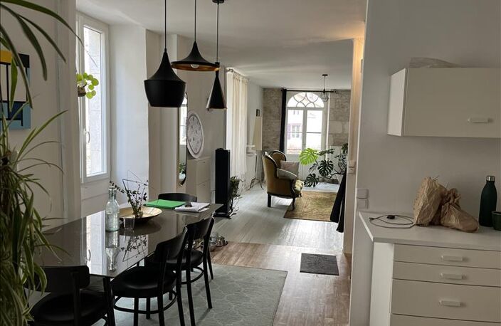 Maison en pierre de 6 pièces principales — photo 2