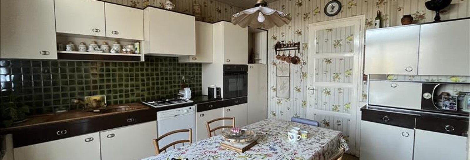 Maison 4 Pièces 118 m² à vendre à Peyrat-de-Bellac (87300)