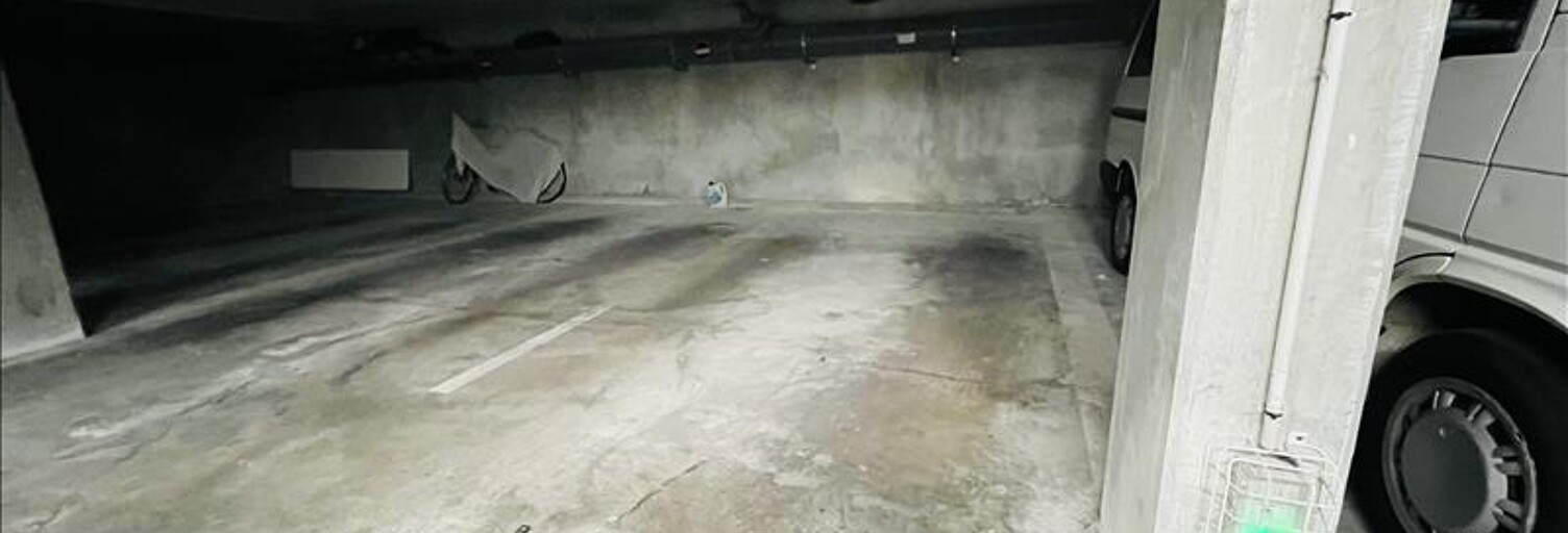 Garage   m² à vendre à Bordeaux (33200)