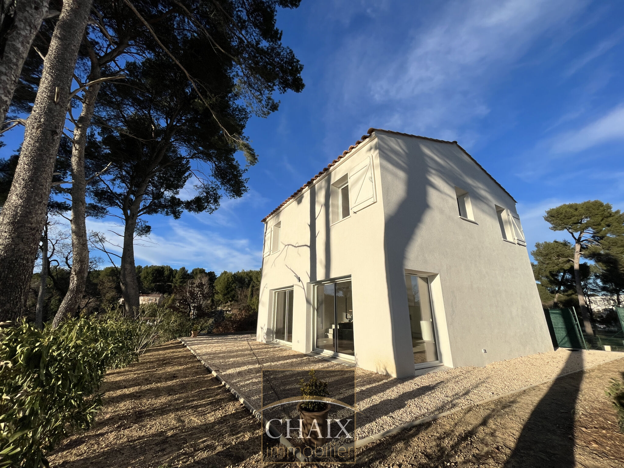 Villa / Maison 5 pièces  à louer Aubagne 13400