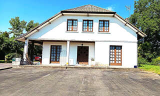 Maison 11 Pièces 306 m² à vendre à Charre (64190)