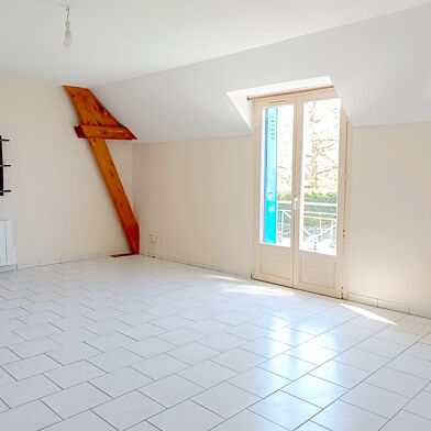 Appartement 3 pièces 650 €