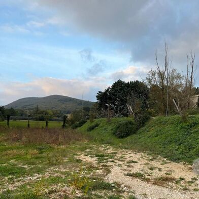 Terrain  98000 €