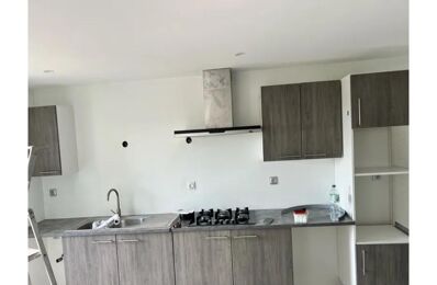 location maison 1 050 € CC /mois à proximité de Bourg (33710)