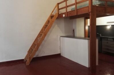 location appartement 500 € CC /mois à proximité de Roquemaure (30150)