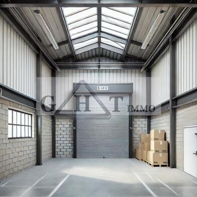 Local industriel  4130 €