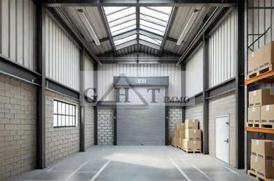 Local industriel  4956 €