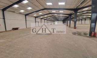 Local industriel  4320 m² à vendre à Angerville (91670)