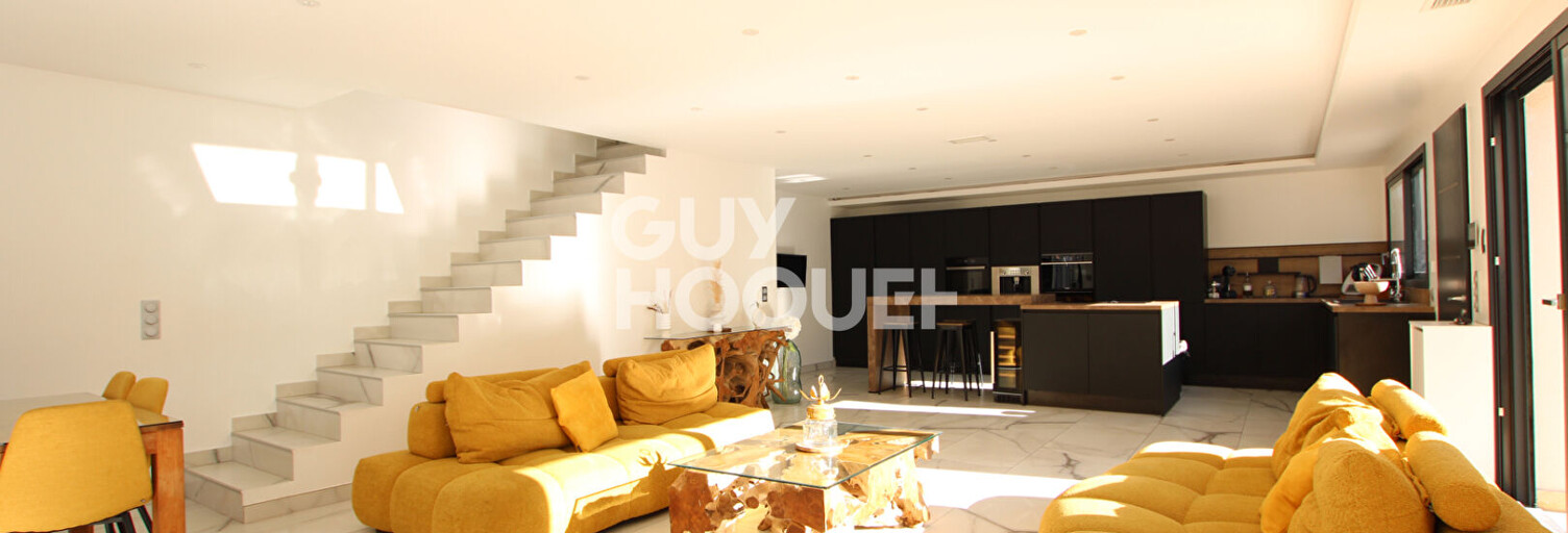 Maison 8 Pièces 181 m² à vendre à Avignon (84000)