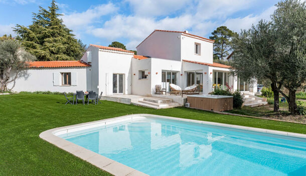 Villa / Maison 5 pièces  à vendre Aubagne 13400