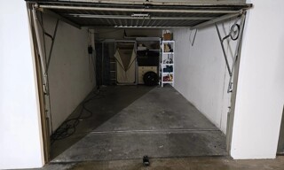 Garage  17 m² à vendre à Villeneuve-Loubet (06270)
