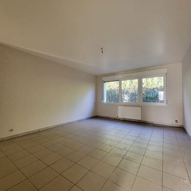 Appartement 4 pièces 460 €