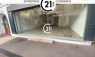 Commerce  47 m² à louer à Antibes (06160)