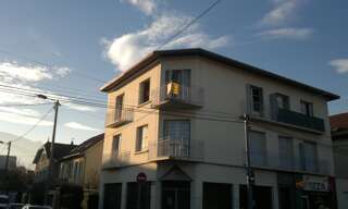 Bureau  64 m² à louer à Grenoble (38000)