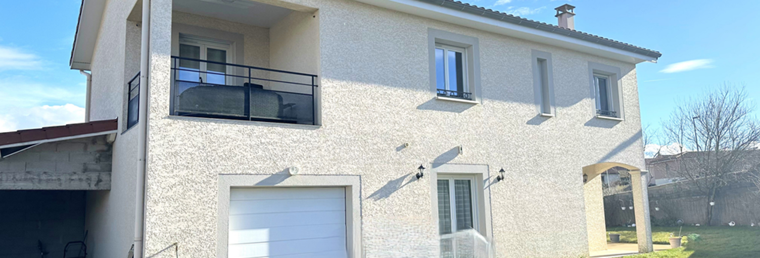 Maison 6 Pièces 165 m² à vendre à Chazelles-sur-Lyon (42140)