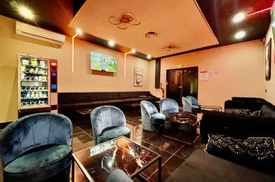 Divers 3 pièces 199280 €