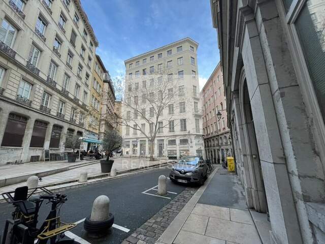 BUREAUX à LOUER — photo du bien