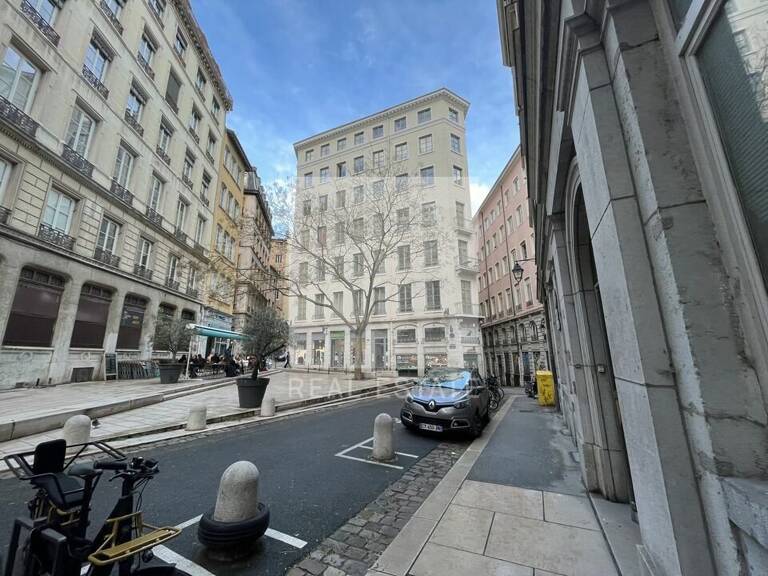 BUREAUX à LOUER — photo 1