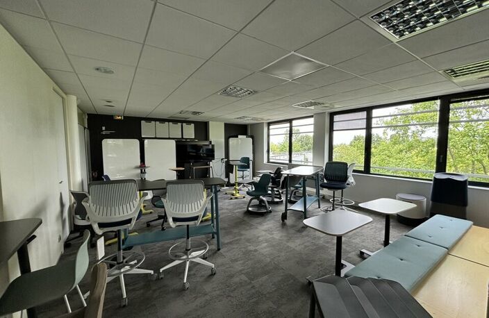 BUREAUX à LOUER — photo 2