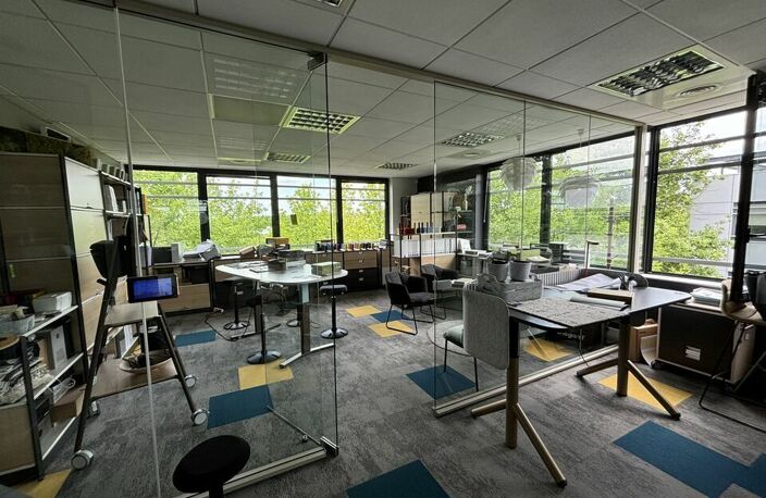 BUREAUX à LOUER — photo 4