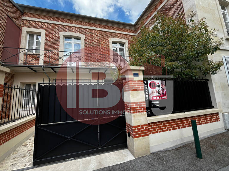 Maison T5 rénové en plein centre ville de CLERMONT — photo 1