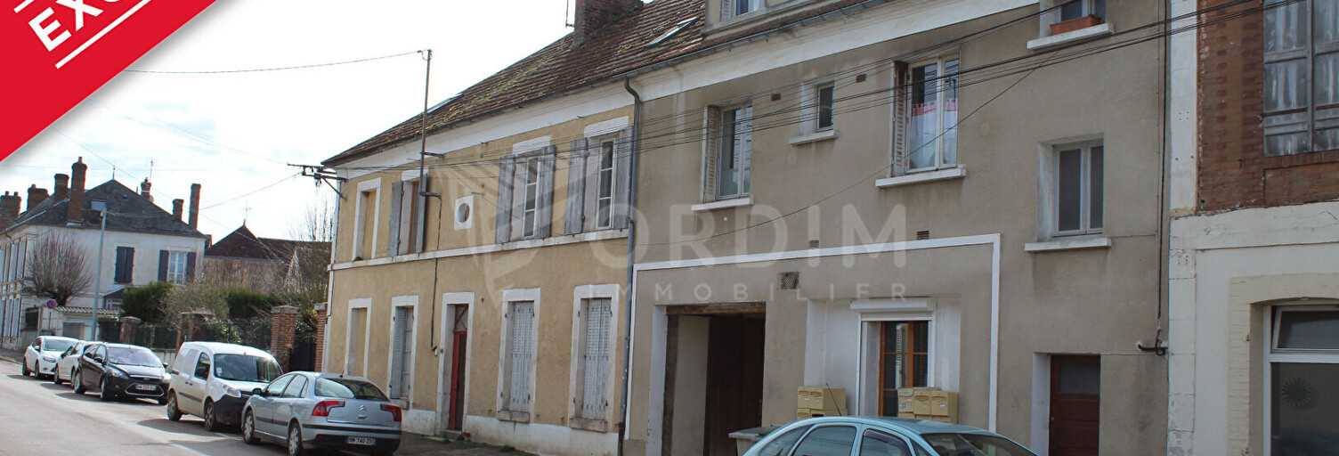 Immeuble  250 m² à vendre à Toucy (89130)