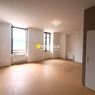Appartement 4 pièces 539 €