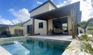 Maison 6 Pièces 195 m² à vendre à Saint-Pierre (97410)