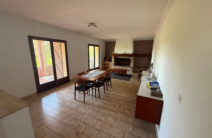 Prades-le-Lez   Maison de plain-pied avec grand terrain arbo — photo 4