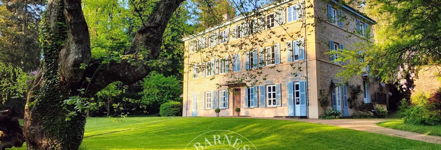 Appartement  174 m² à vendre à Saint-Cyr-au-Mont-d'Or (69450)