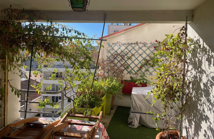 Duplex de type 5 avec terrasses, balcon  et box — photo 2