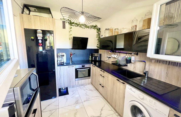 CANNET LIMITE CANNES T2 DERNIERE ETAGE REFAIT 58M2 TERRASSE — photo 5