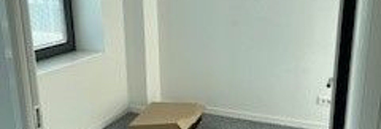 Bureau  100 m² à louer à Tours (37100)