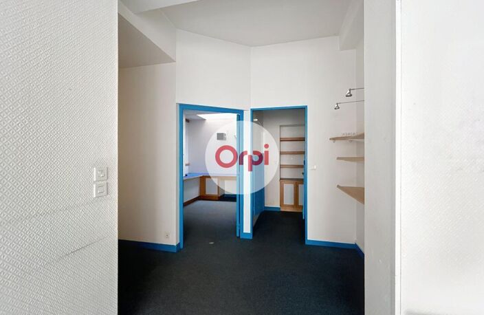 Bureau À Louer — photo 2
