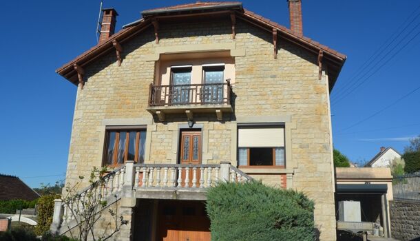 Villa / Maison 8 pièces  à vendre Lons-le-Saunier 39000