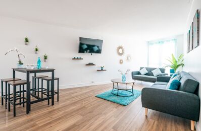 location appartement 1 550 € CC /mois à proximité de Roinville (91410)