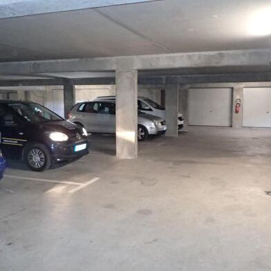 Garage  63 €