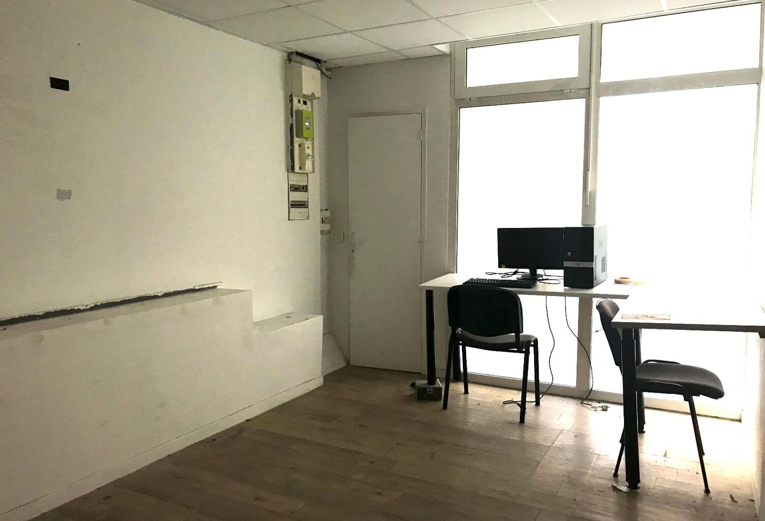 Location bureau 2 pièces 30 m² à Aix-en-Provence (13100) — photo 1