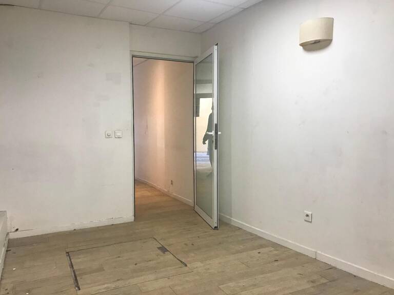 Bureau 2 pièces 30 m² — photo 1