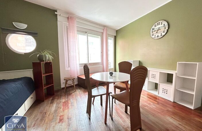Location appartement 2 pièces 35 m² à Tours (37000) — photo 2