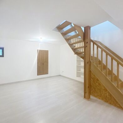 Immeuble  166000 €