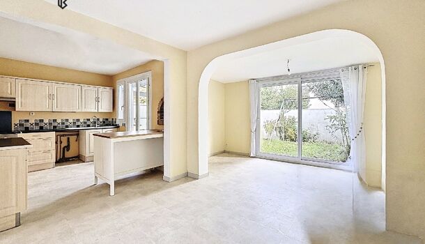 Villa / Maison 6 pièces  à vendre Cormontreuil 51350