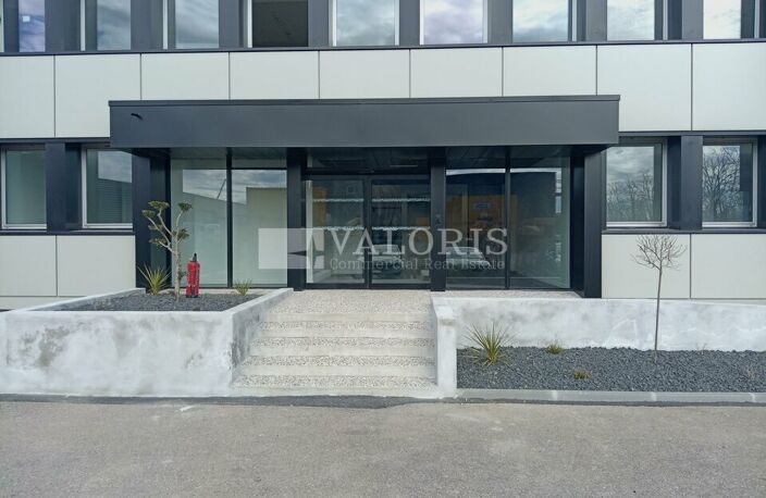 BUREAUX à LOUER — photo 3