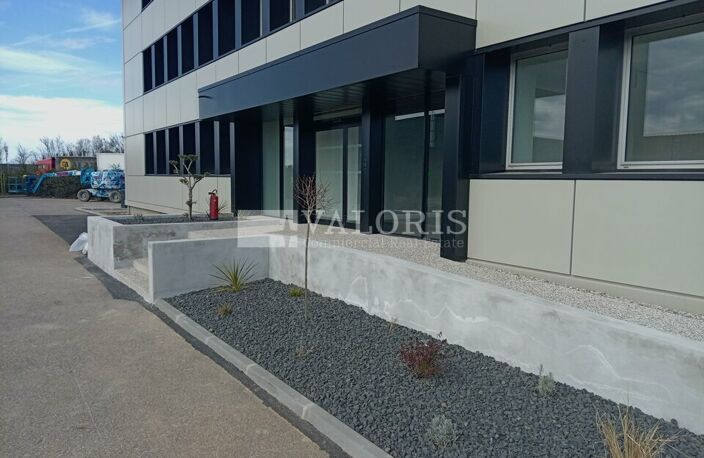 BUREAUX à LOUER — photo 4