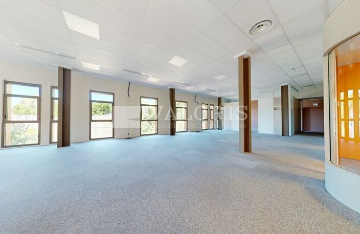 BUREAUX à LOUER — photo 5