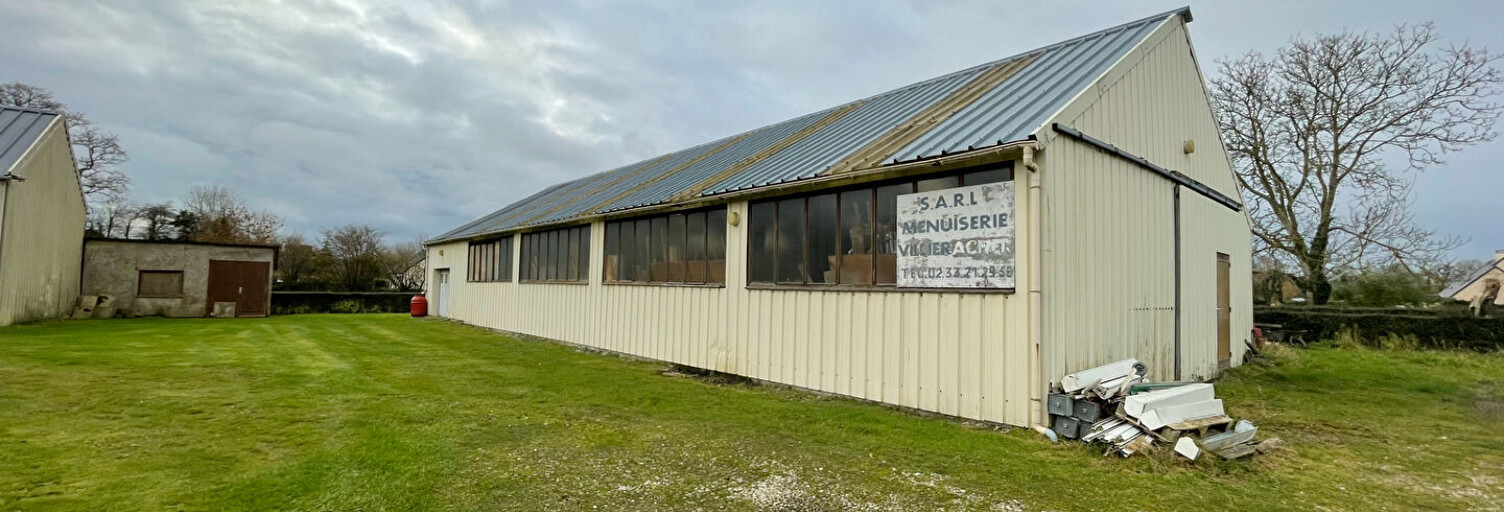 Commerce  200 m² à louer à Picauville (50360)