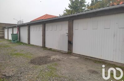 vente garage 180 900 € à proximité de Nantes (44300)