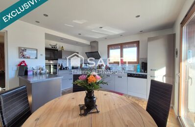 vente maison 480 000 € à proximité de Orchamps-Vennes (25390)