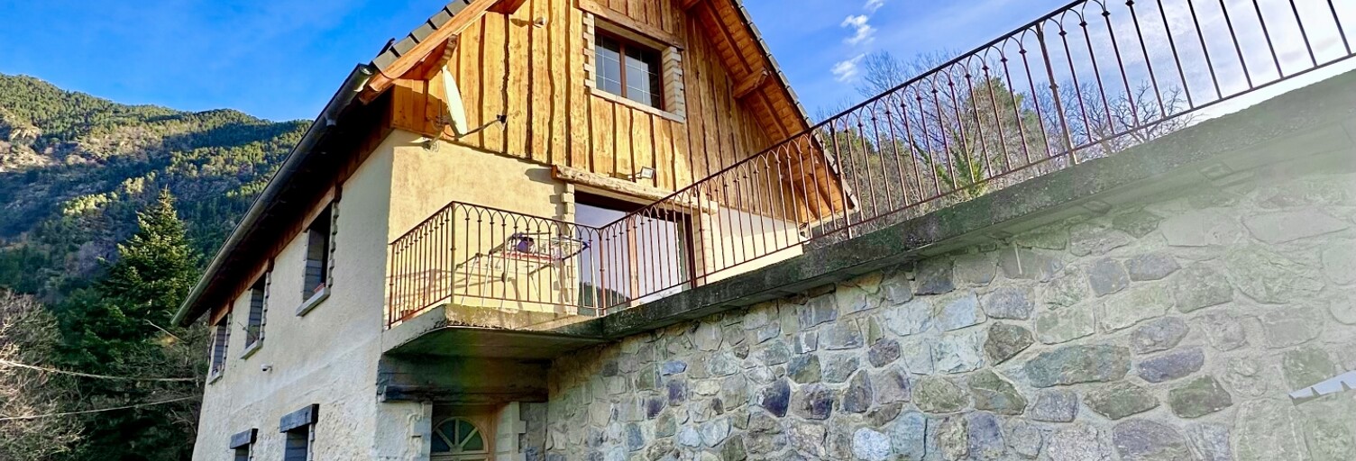 Maison 5 Pièces 115 m² à vendre à Saint-Martin-Vésubie (06450)