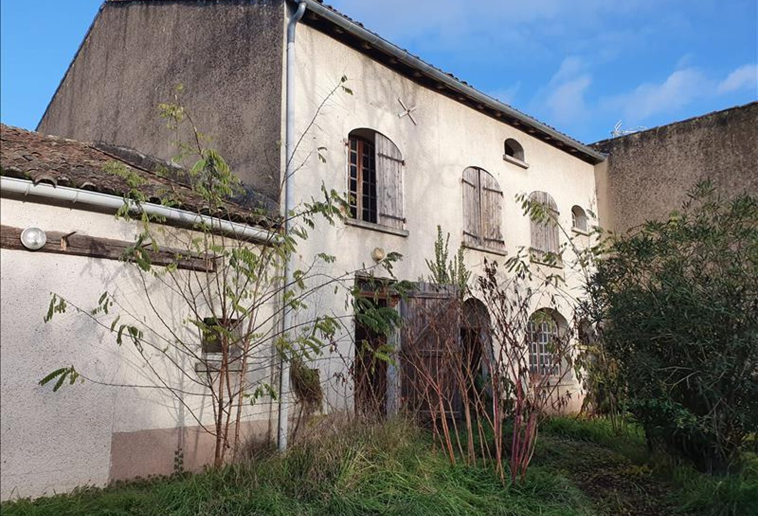 Maison de ville de 10 pièces principales — photo 1